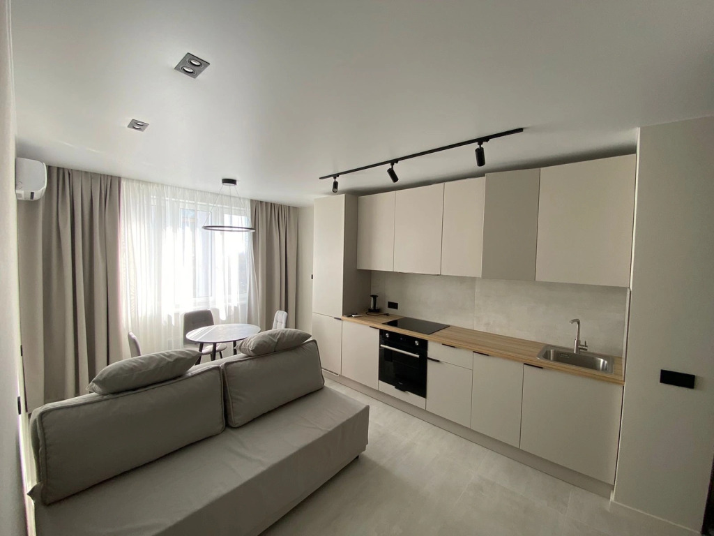 Фотография квартиры Квартира Просторная трёхкомнатная квартира с видом на реку