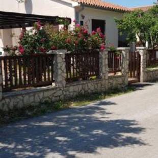 Фотографии гостевого дома 
            HOLIDAY HOME "MARIJANA"