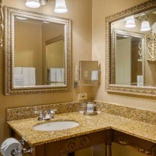 Фотографии гостиницы
Omni Royal Orleans Hotel