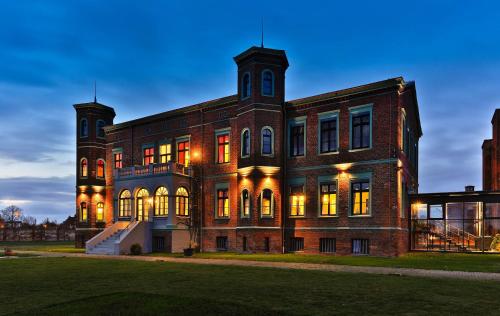 Фотография гостиницы Hotel Alte Ölmühle Wittenberge