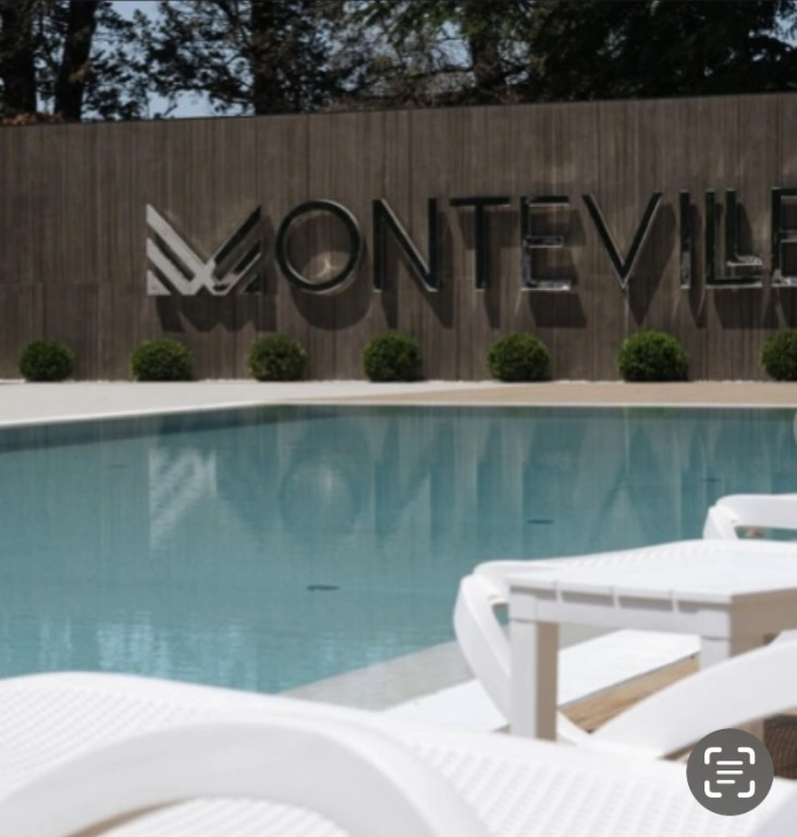 Фотография квартиры Апартаменты Аппарт 074 с выходом к бассейну