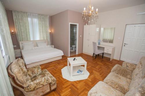 Фотография гостевого дома Restaurant&Rooms 035