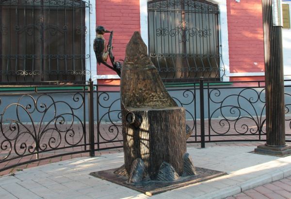 Фотография памятника Памятник дятлу - символу города