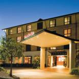 Фотография гостиницы Travelodge Hotel Garden City Brisbane