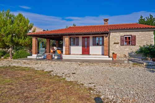 Фотография гостевого дома Rose-Marin in Medulin (Haus für 2 Personen)