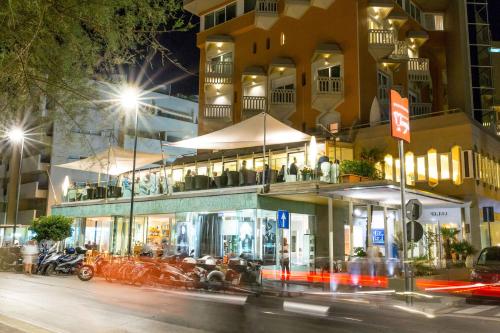 Фотография гостиницы City Hotel