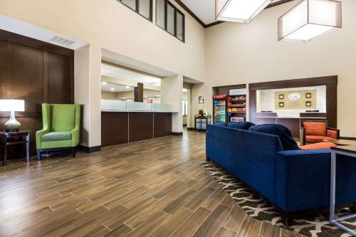 Фотография гостиницы Comfort Suites - Sioux Falls