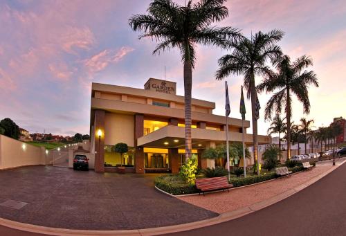 Фотография гостиницы Garden Hotel