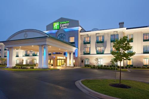 Фотография гостиницы Holiday Inn Express Hotel & Suites Dieppe Airport, an IHG Hotel