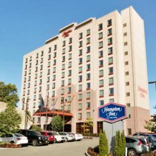 Фотографии гостиницы
Hampton Inn New York - LaGuardia Airport