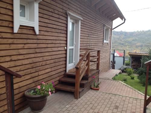 Фотография гостевого дома Домик в Горном