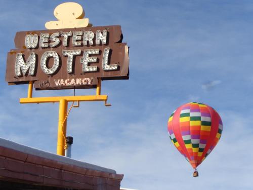 Фотография мотеля Western Motel
