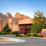 Фотография гостиницы Hampton Inn Sedona