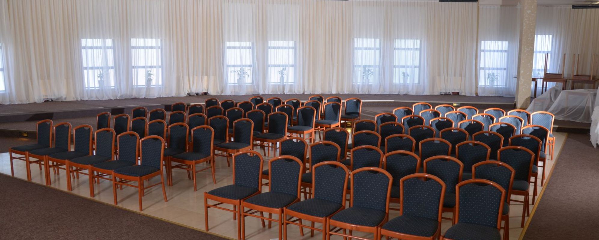 Фотографии конференц-зала Виктория Палас