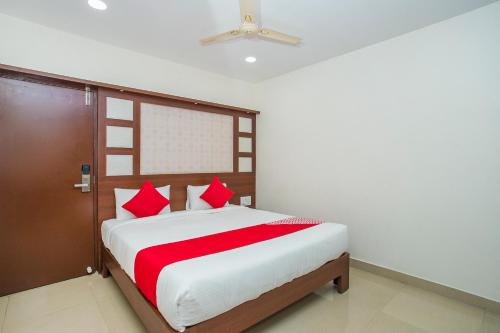 Фотография гостиницы Ring View Hotels - Hebbal