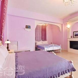 Фотографии мини отеля
Love 3 cubed