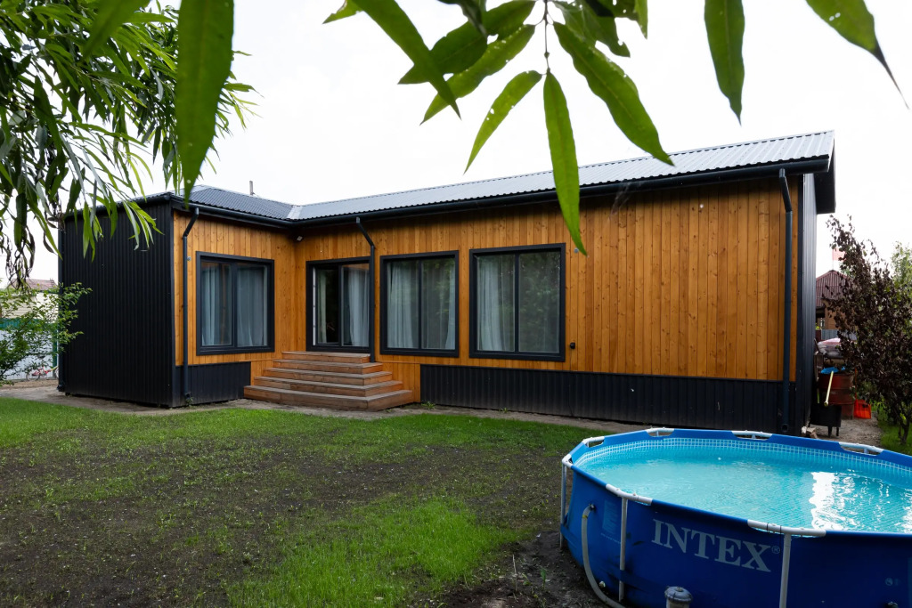 Фотография Коттеджа Частный дом с бассейном в СНТ Геолог