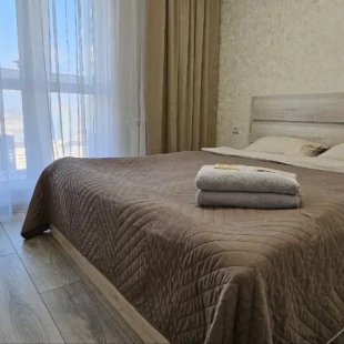 Фотография квартиры Апартаменты с современным ремонтом и панорамным видом из окна