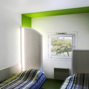 Фотографии гостиницы
hotelF1 Orange Centre Echangeur A7 A9