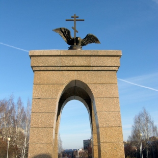 Фотография достопримечательности Монумент В память новоуральцев, погибших в локальных конфликтах
