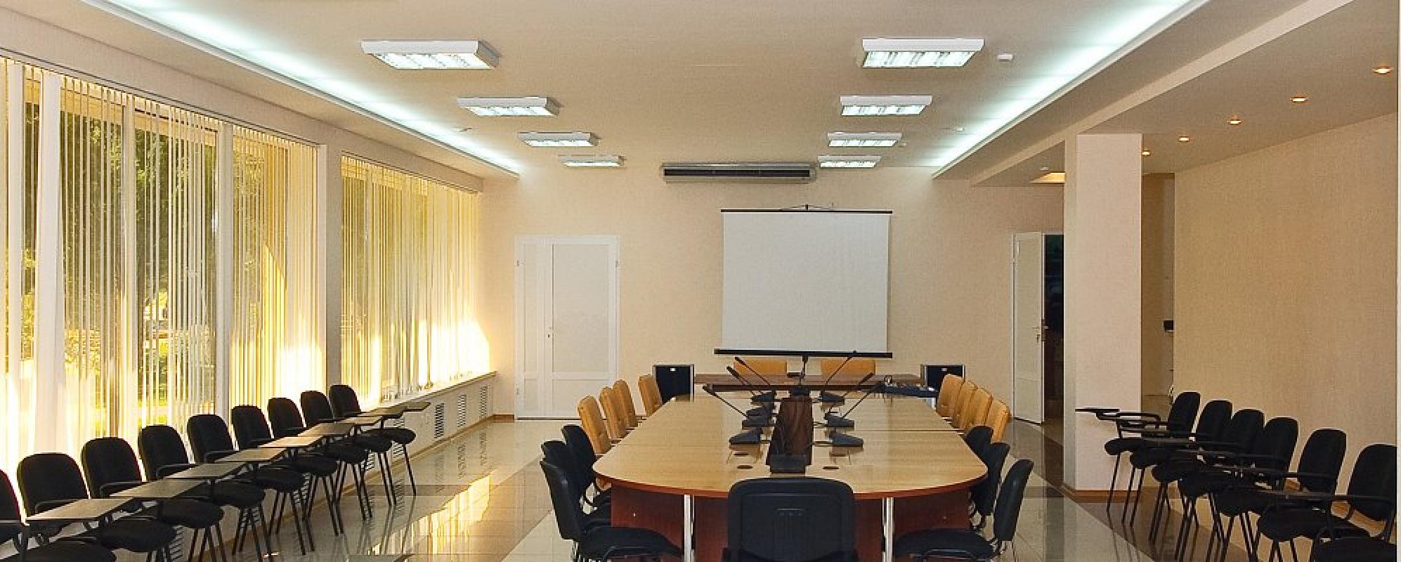 Фотографии конференц-зала Голубая волна