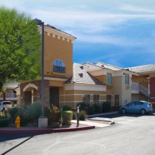 Фотографии гостиницы 
            Extended Stay America Suites - Phoenix - Chandler - E Chandler Blvd