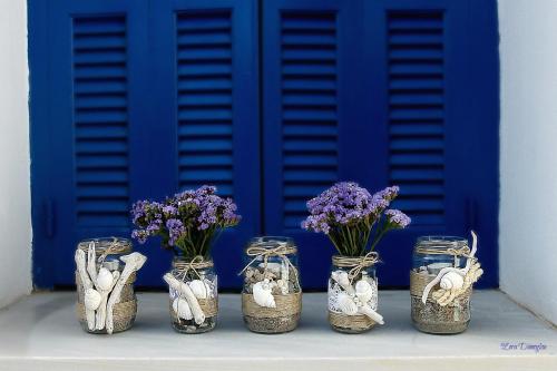 Фотография гостевого дома Small traditiional home near the shops and restaurants in Korissia, Kea