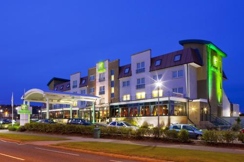 Фотография гостиницы Holiday Inn Aberdeen West, an IHG Hotel
