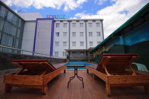 Фотографии гостиницы 
            Forriz Hotel Yogyakarta