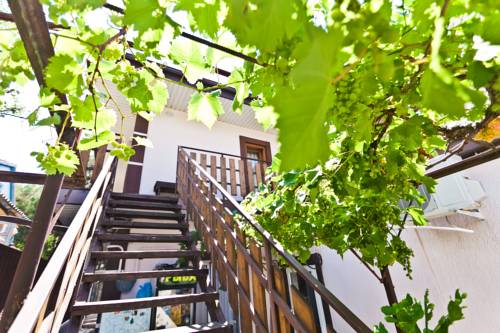 Фотография гостевого дома Акватория на Шмитда