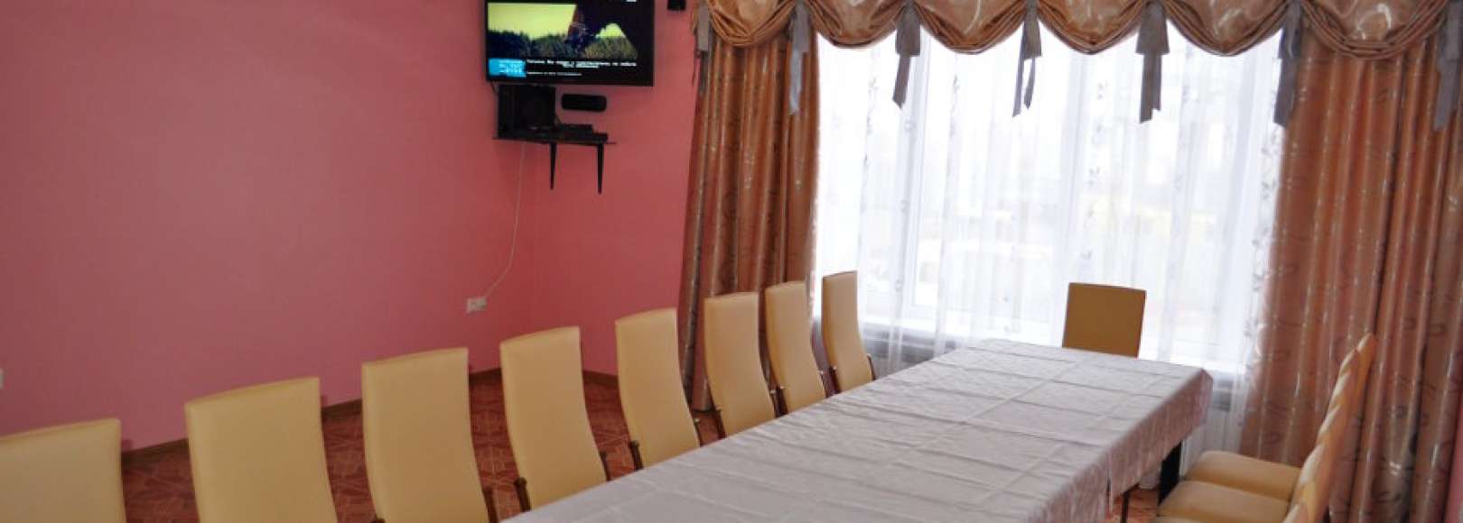 Фотография банкетного зала Артик