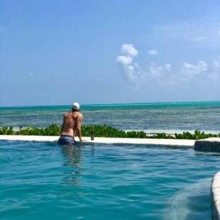 Фотографии гостиницы 
            Driftwood Beach Lodge