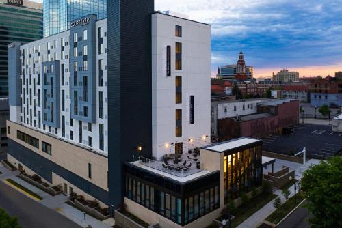 Фотография гостиницы Courtyard by Marriott Knoxville Downtown