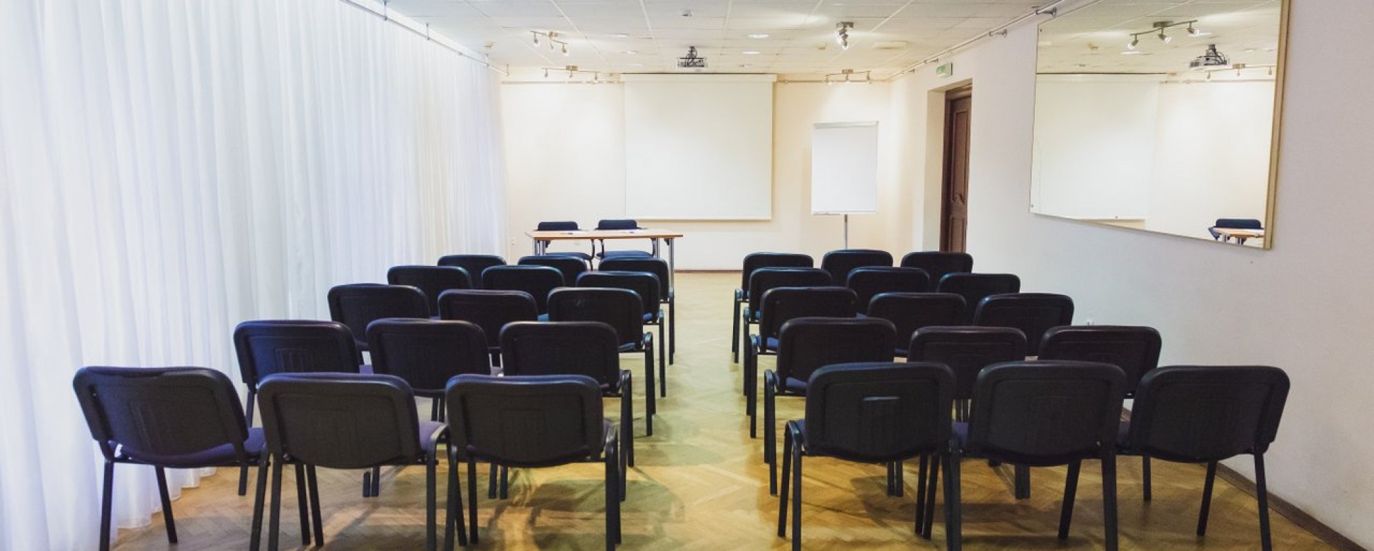 Фотографии комнаты для переговоров ТрансОтель