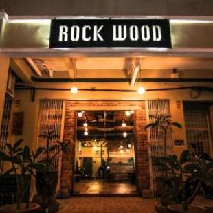 Фотографии гостиницы 
            Rock Wood Hotel