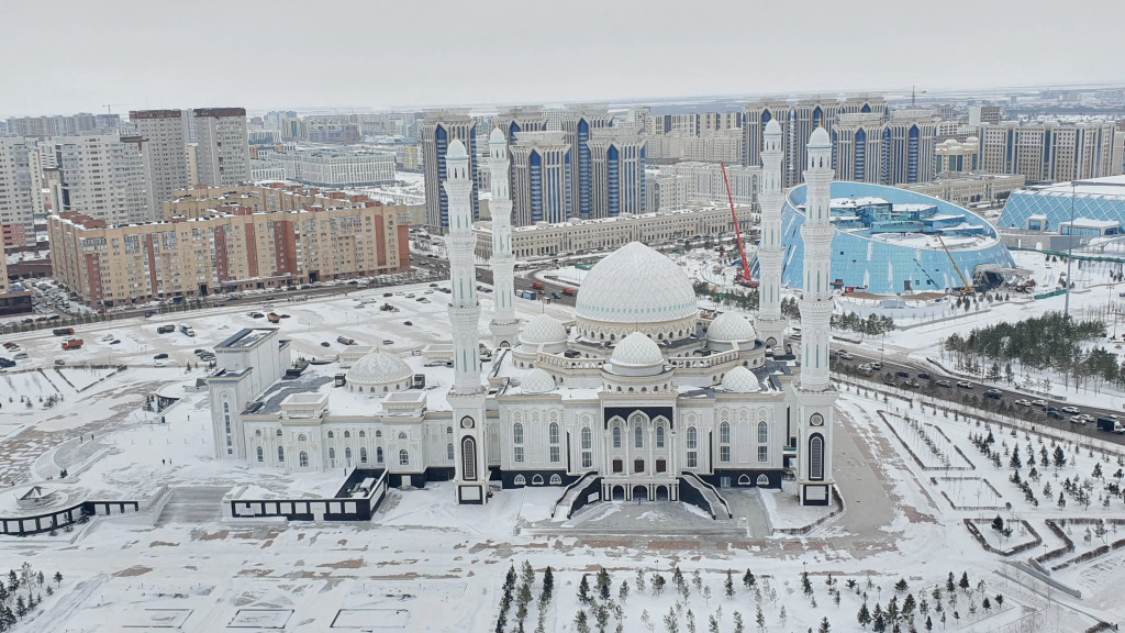 Фотография квартиры Апартаменты Luxury возле посольства США 19эт. 2х комн.кв с шикарным видом на Мечеть Хазрет Султан