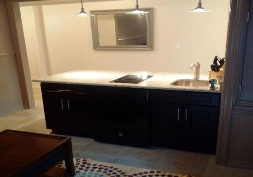 Фотография апарт отеля Stylish 4BR condo in Downtown by Hosteeva