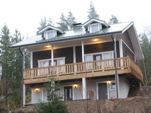 Фотография гостевого дома Pitkäniemen Lomamökit