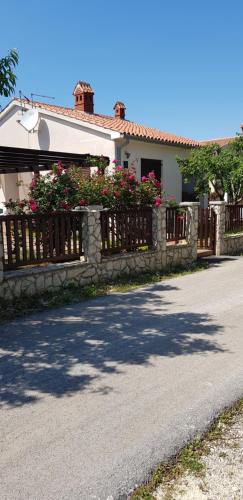 Фотография гостевого дома HOLIDAY HOME "MARIJANA"