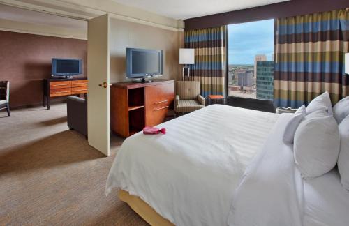 Фотографии гостиницы
Crowne Plaza Kansas City Downtown, an IHG Hotel