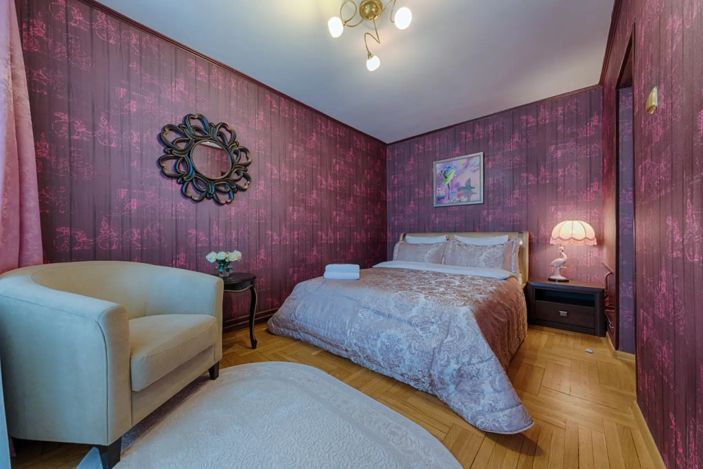 Фотография квартиры Апартаменты 5-комнатные HomeApart Сторожовская, 8