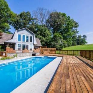 Фотографии гостевого дома
Summer books up fast here!!! Taking 2020 bookings