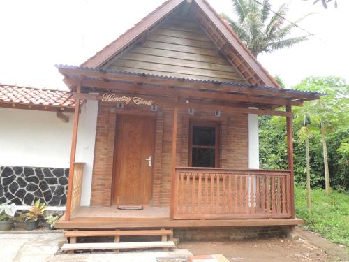 Фотография гостевого дома Homestay Effendi Borobudur Syariah by Ndalem Beong
