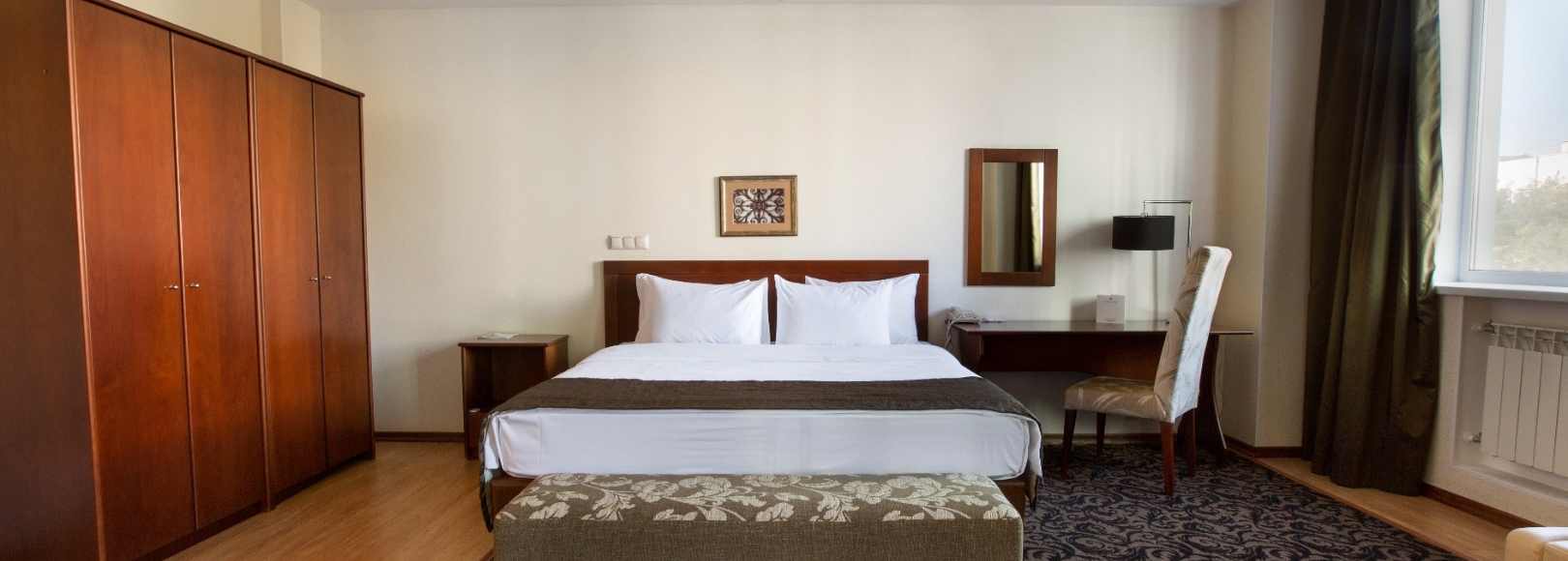 Фотография гостиницы Бенефит Плаза Конгресс Отель