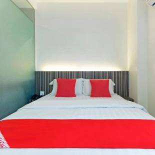 Фотографии гостиницы 
            OYO 335 Sunrise Golden Hotel