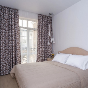 Фотография квартиры Апартаменты RED APARTMENTS Арт Лайт Сити апартамент Матис