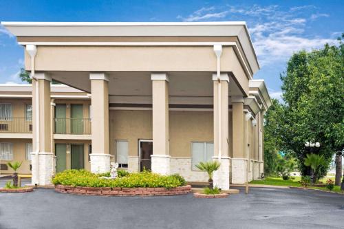 Фотография гостиницы Days Inn by Wyndham Shenandoah