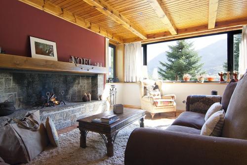 Фотография гостевого дома Casa Lola Pirene