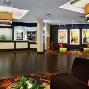 Фотографии гостиницы 
            Sheraton Springfield Monarch Place Hotel