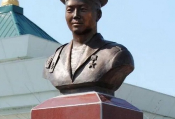 Фотография памятника Памятник Алдару Цыденжапову